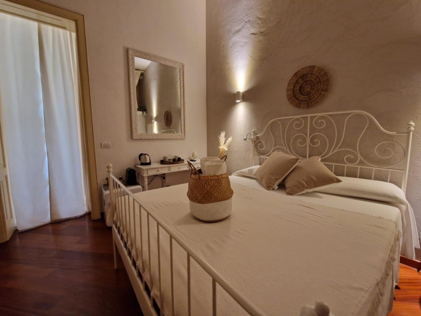 Apulia Journey - Manzoni 11 Hotel Bari Exterior photo
